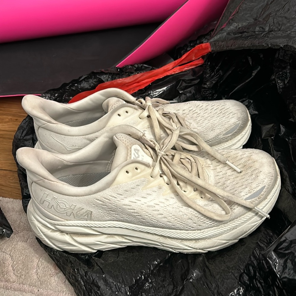 hoka Clifton 8